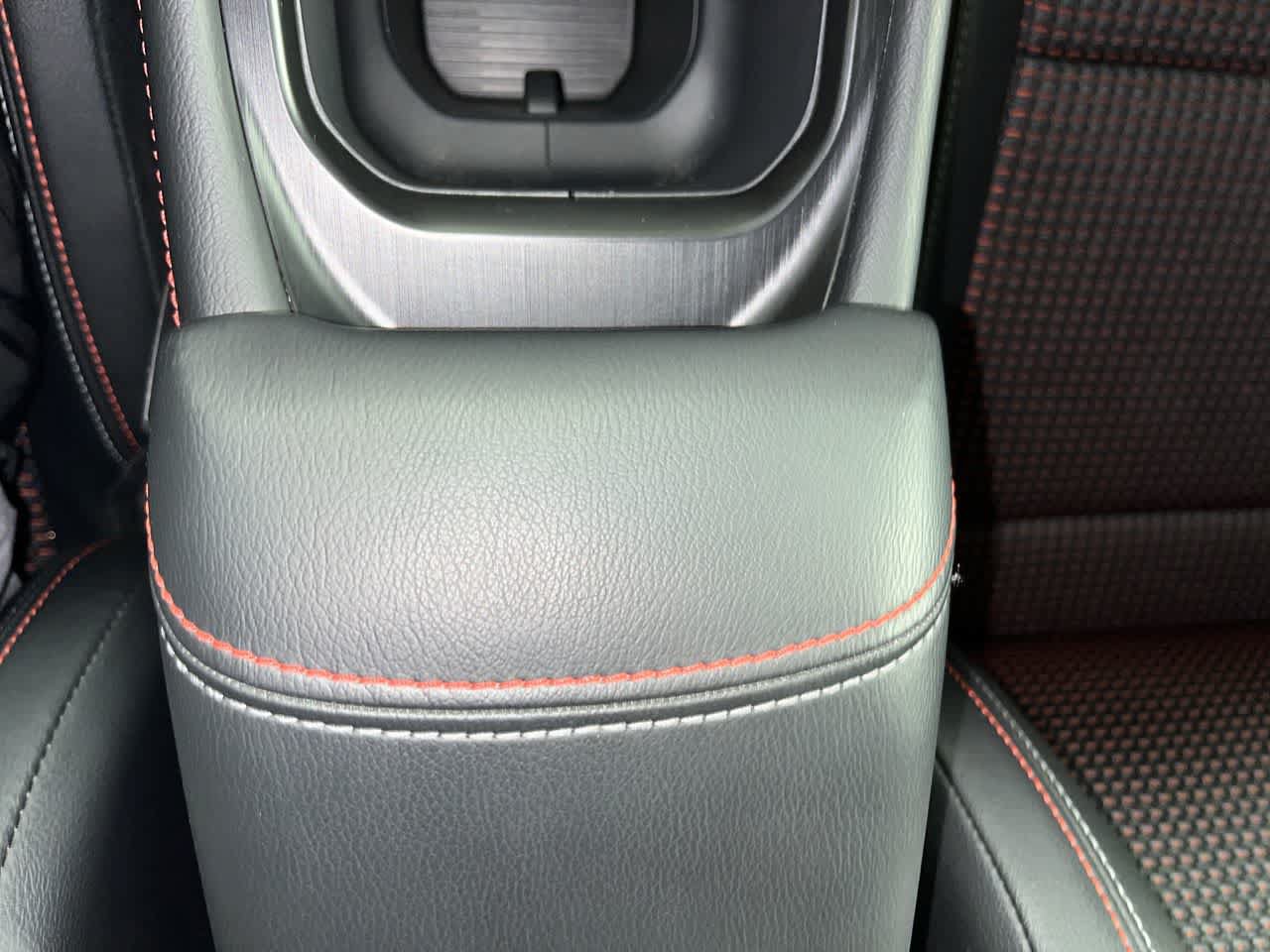 Used 2026 Nissan Kicks SR FWD image 22