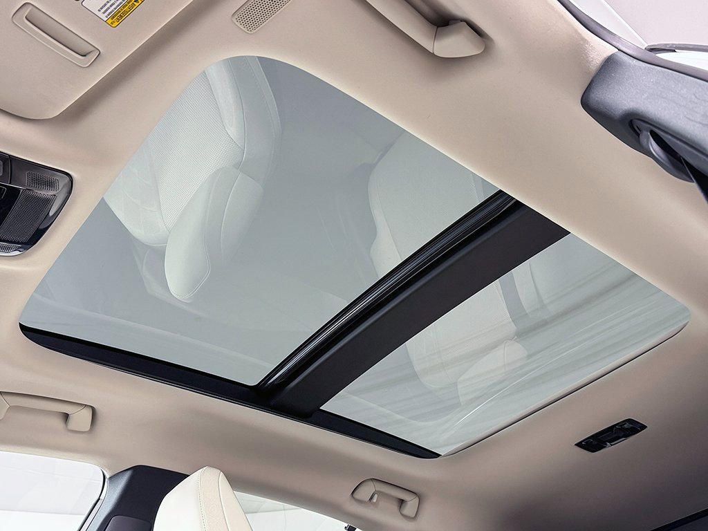 Used 2025 Lexus RX 450h AWD w/ Convenience Package image 22