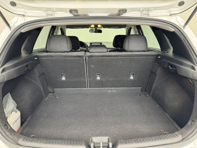 Used 2018 Hyundai Elantra GT image 8