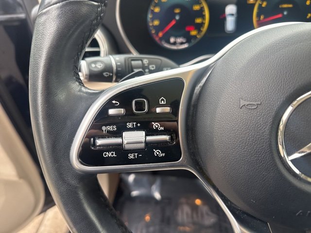 Used 2021 Mercedes-Benz GLC 300 4MATIC image 17