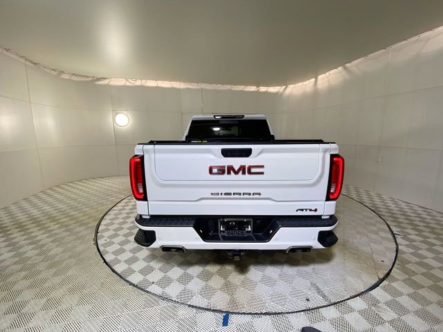 Certified 2022 GMC Sierra 1500 AT4 w/ AT4 Preferred Package image 18