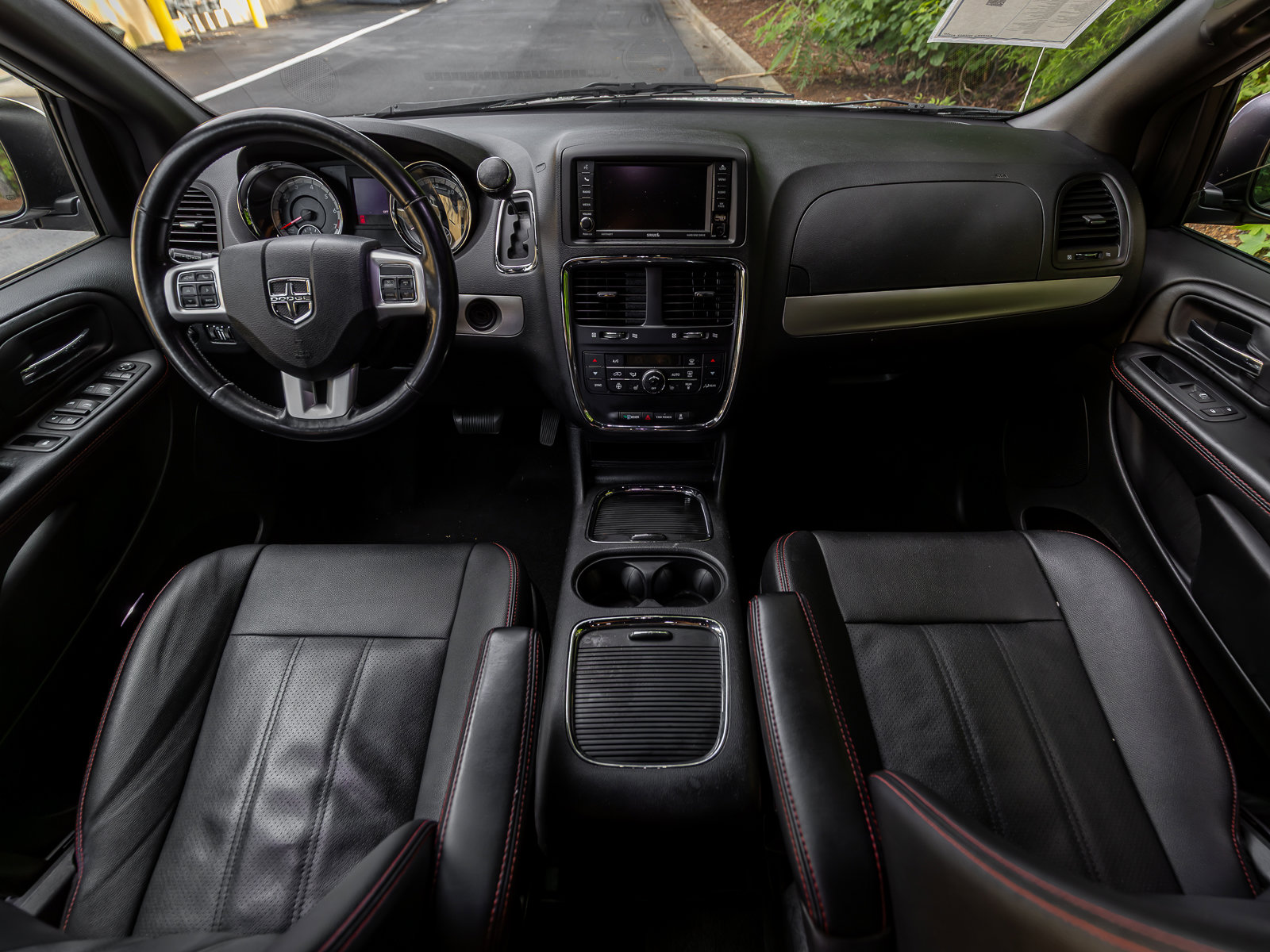 Used 2020 Dodge Grand Caravan GT FWD image 5