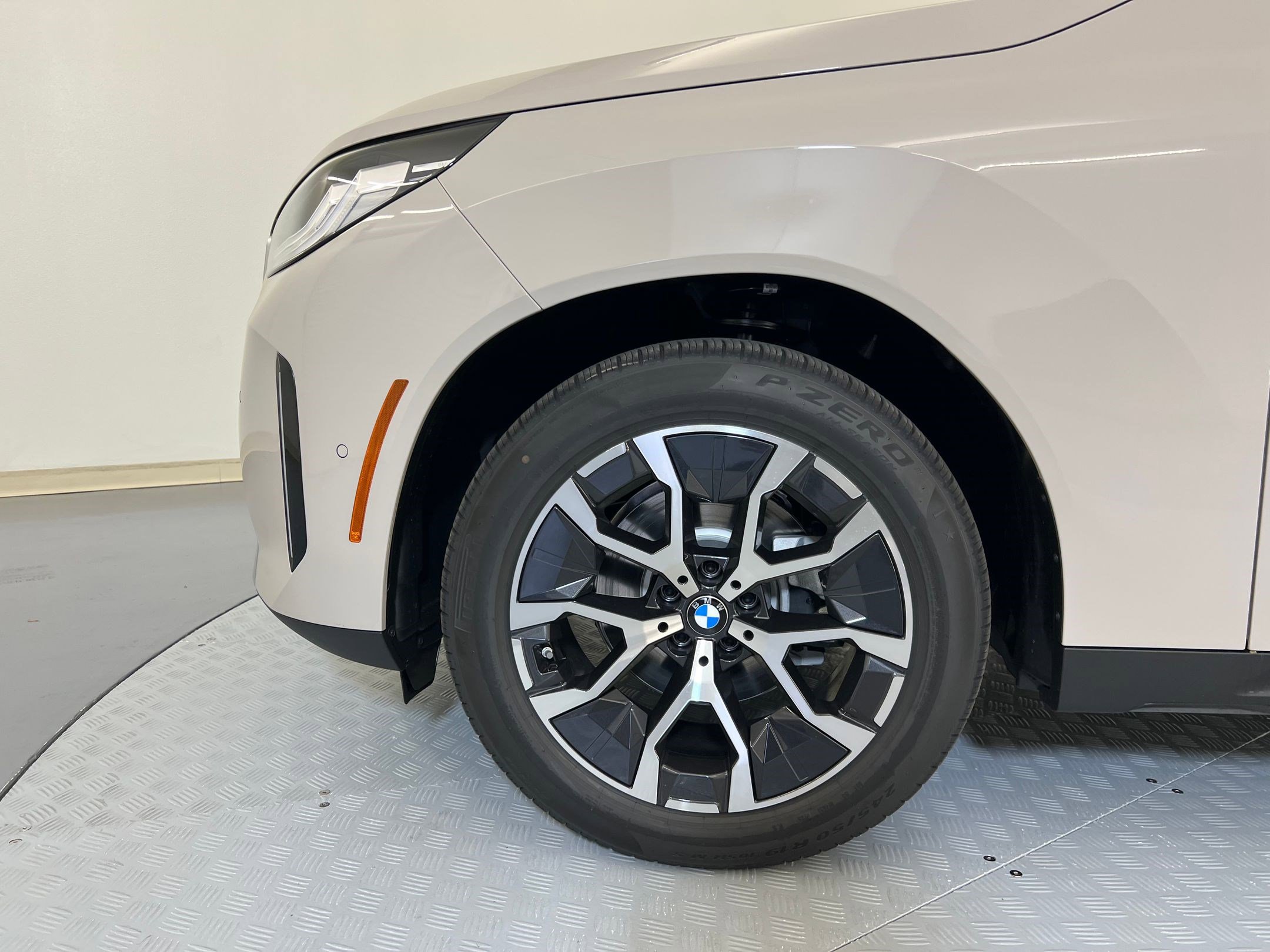Used 2026 BMW X3 xDrive30 w/ Convenience Package AWD/4WD image 11