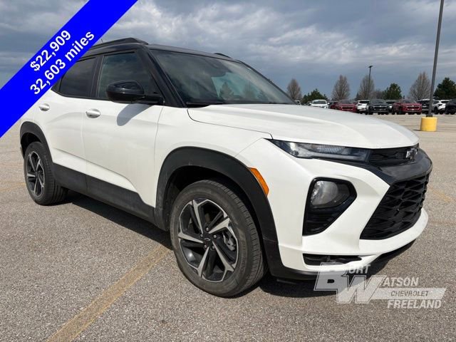 Used 2023 Chevrolet TrailBlazer RS w/ Sun and Liftgate Package image 9