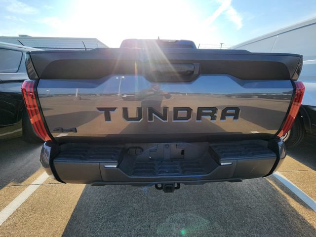 Used 2022 Toyota Tundra SR5 AWD/4WD image 5