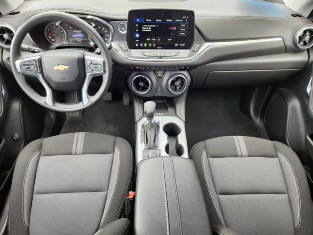 Used 2024 Chevrolet Blazer LT w/ Convenience Package FWD image 11