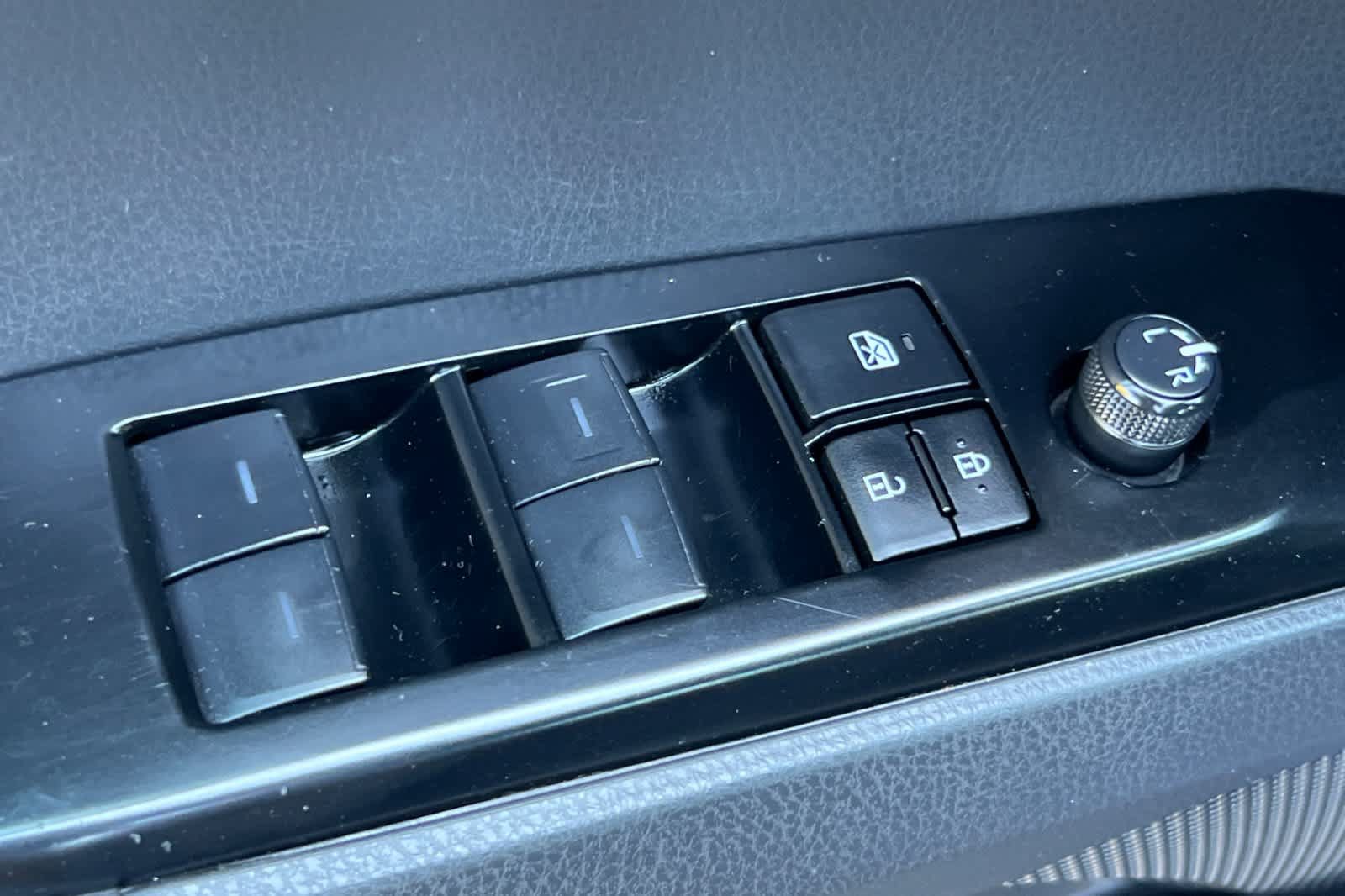 Used 2025 Toyota Camry LE FWD image 13