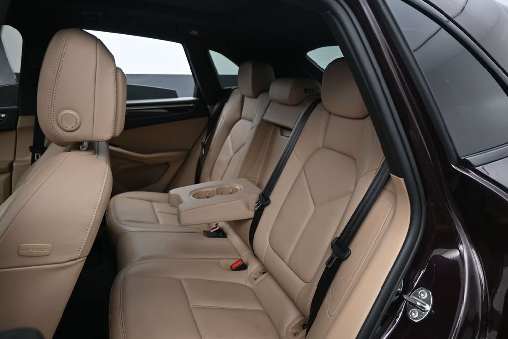 Used 2023 Porsche Macan S AWD/4WD image 37