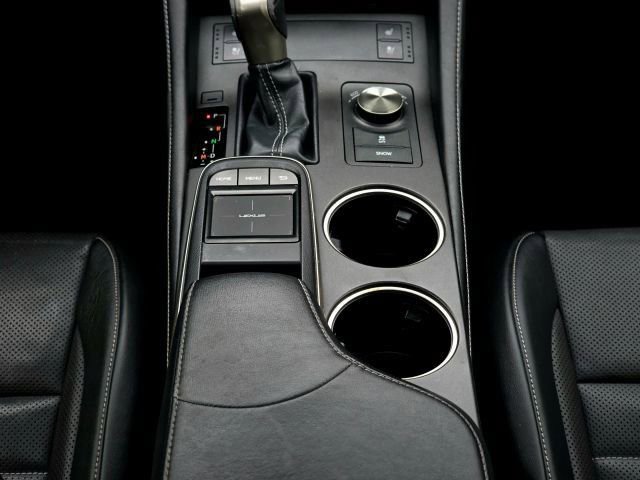 Used 2016 Lexus RC 200t image 20