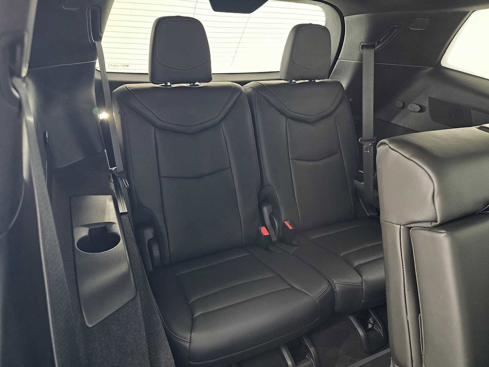 Used 2025 Cadillac XT6 Sport w/ LPO, Onyx Lite Package AWD/4WD image 13