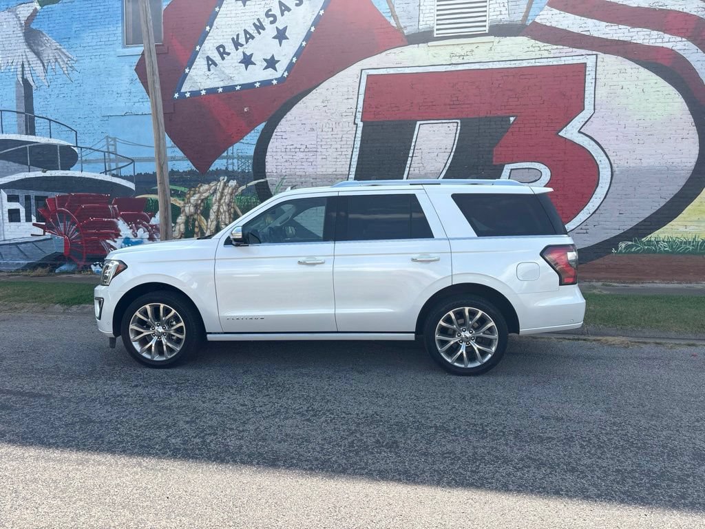 Used 2019 Ford Expedition Platinum AWD/4WD image 3