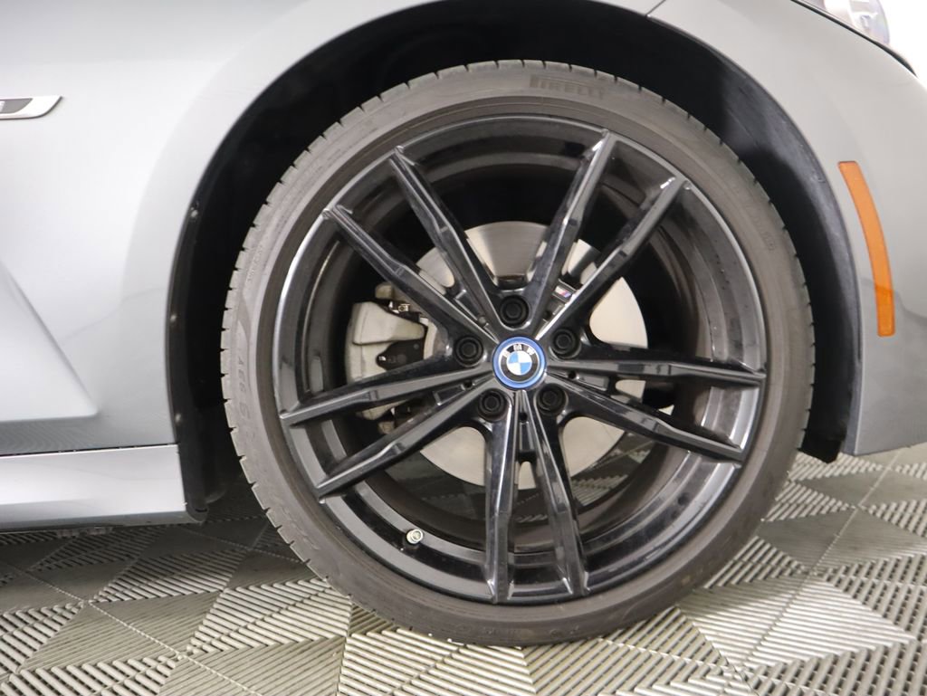 Used 2023 BMW 330e w/ M Sport Package image 33
