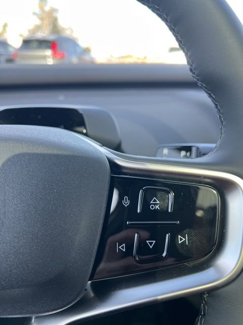 New 2026 Volvo EX30 Cross Country Ultra w/ Protection Package Premier image 18