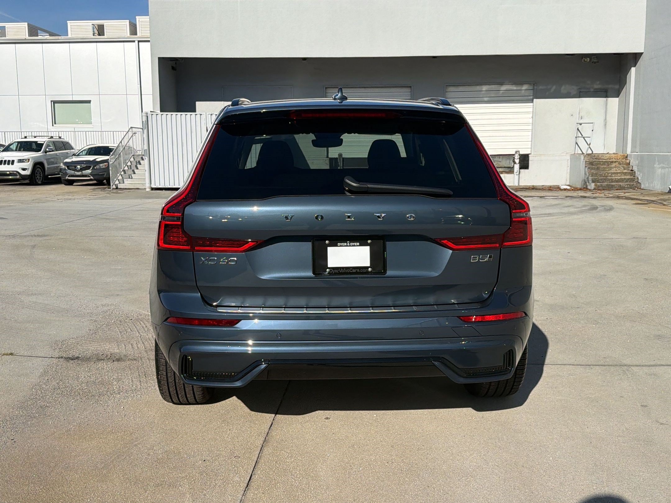 New 2026 Volvo XC60 B5 Ultra w/ Protection Package Premier AWD/4WD image 10