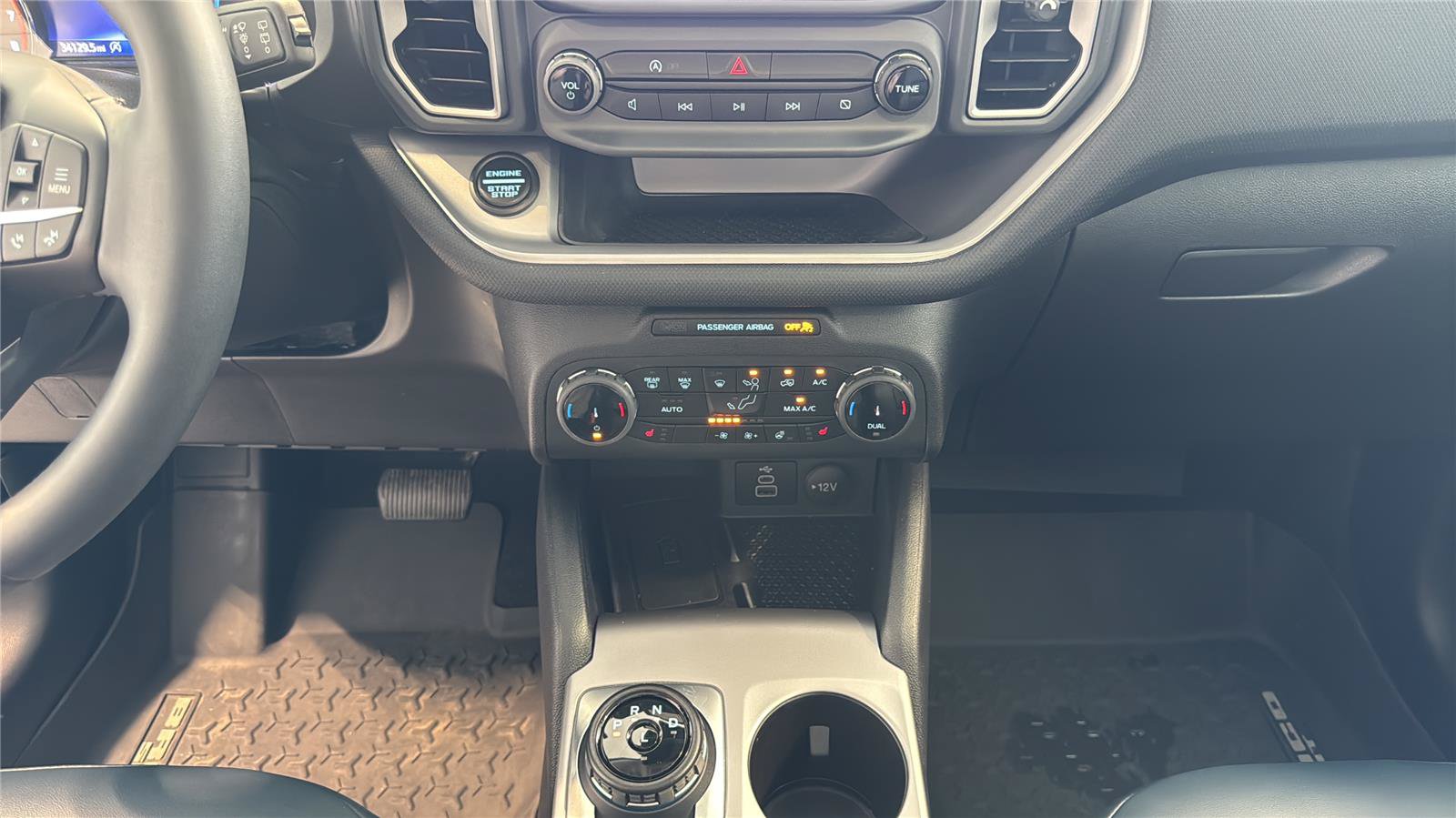 Certified 2024 Ford Bronco Sport Outer Banks w/ Tech Package AWD/4WD image 27