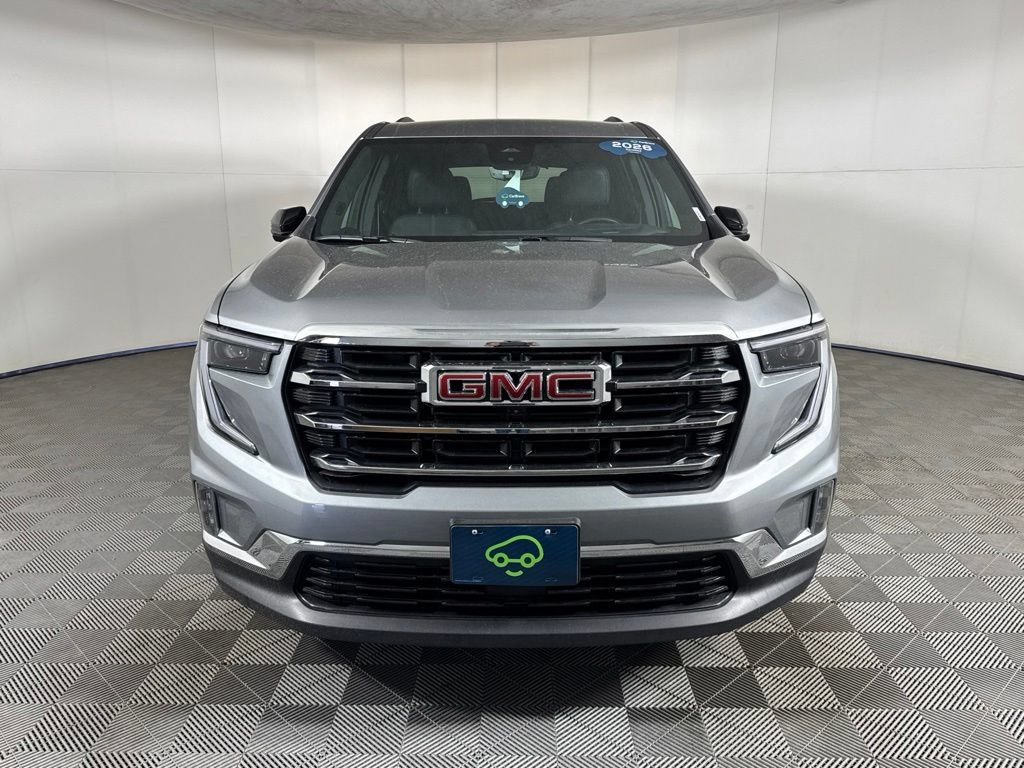 Certified 2026 GMC Acadia Elevation w/ Elevation Premium Package AWD/4WD image 3
