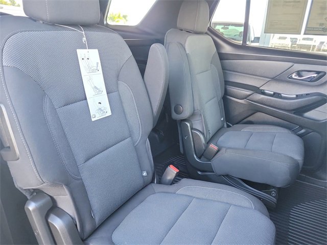 Used 2023 Chevrolet Traverse LT image 26
