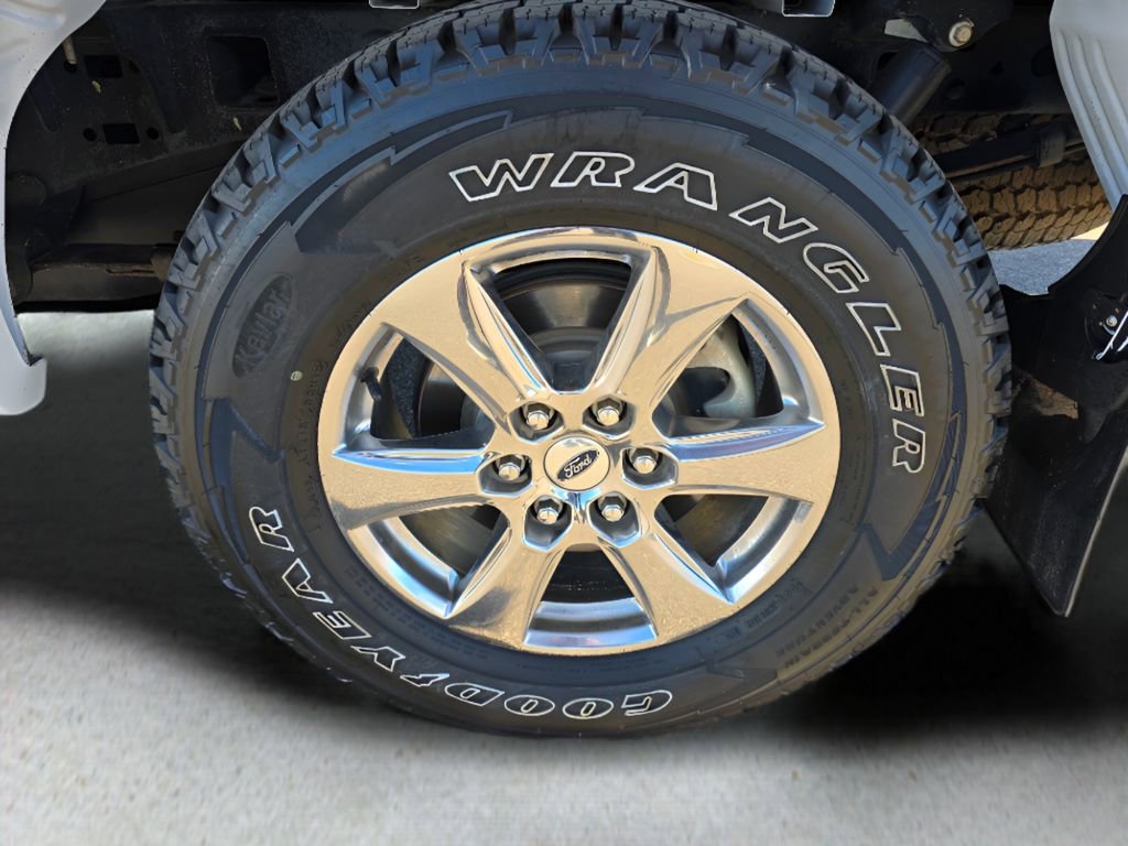 Used 2019 Ford F150 Lariat image 11