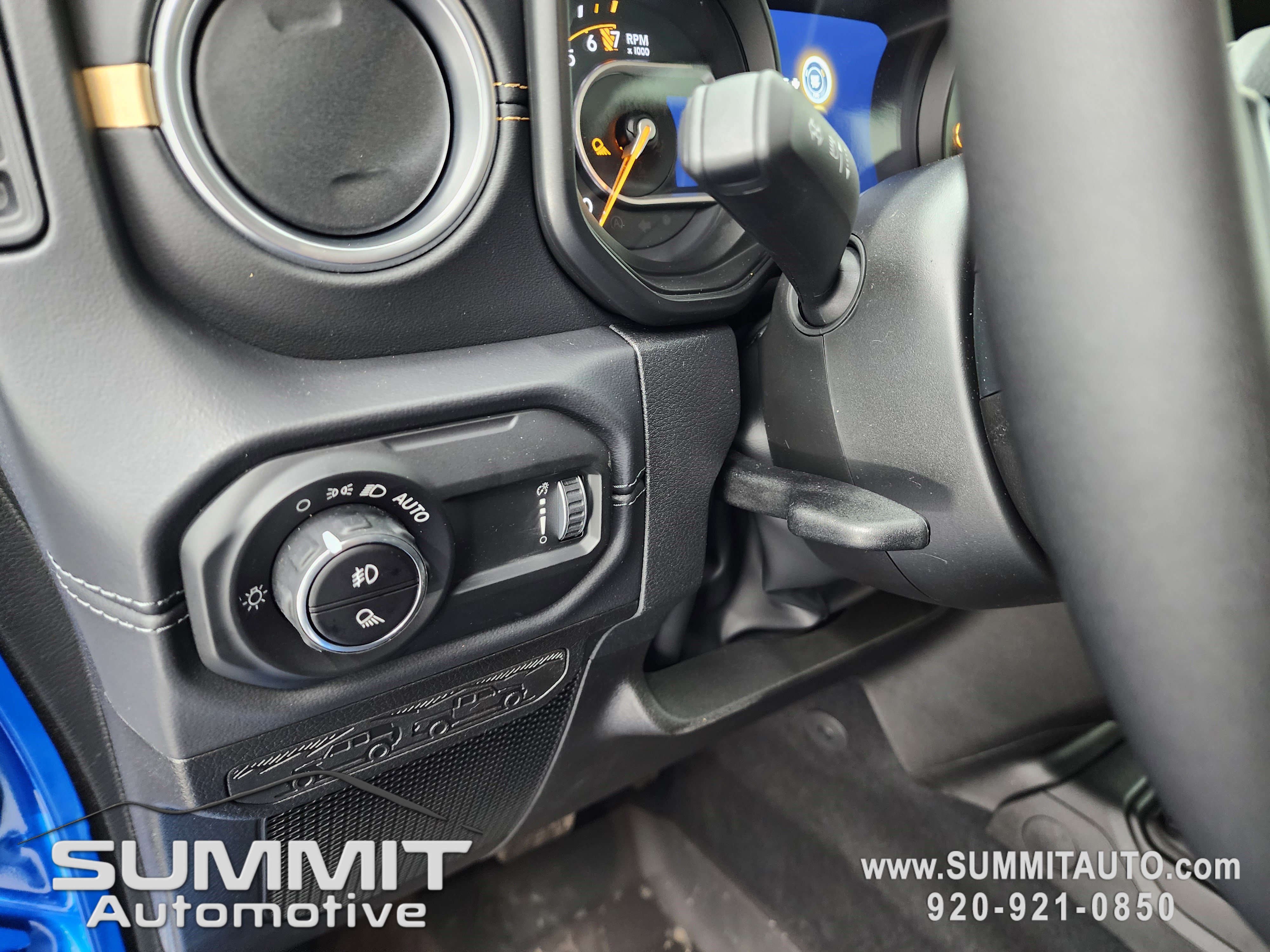 New 2026 Jeep Gladiator Sahara image 41