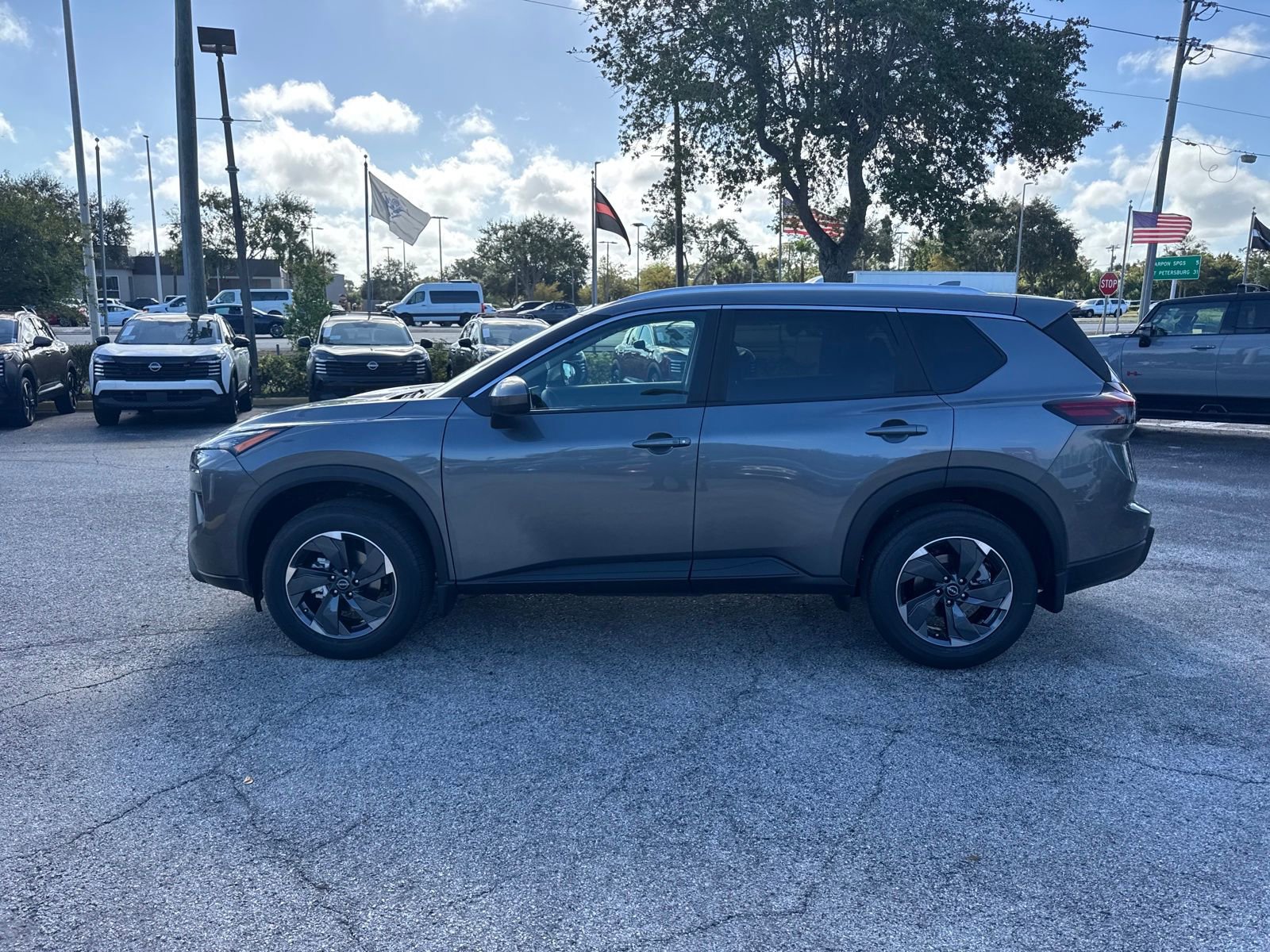 New 2026 Nissan Rogue SV image 9