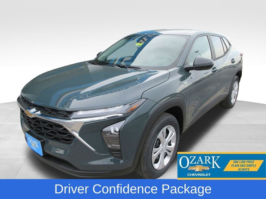 New 2026 Chevrolet Trax LS w/ Driver Confidence Package FWD image 1