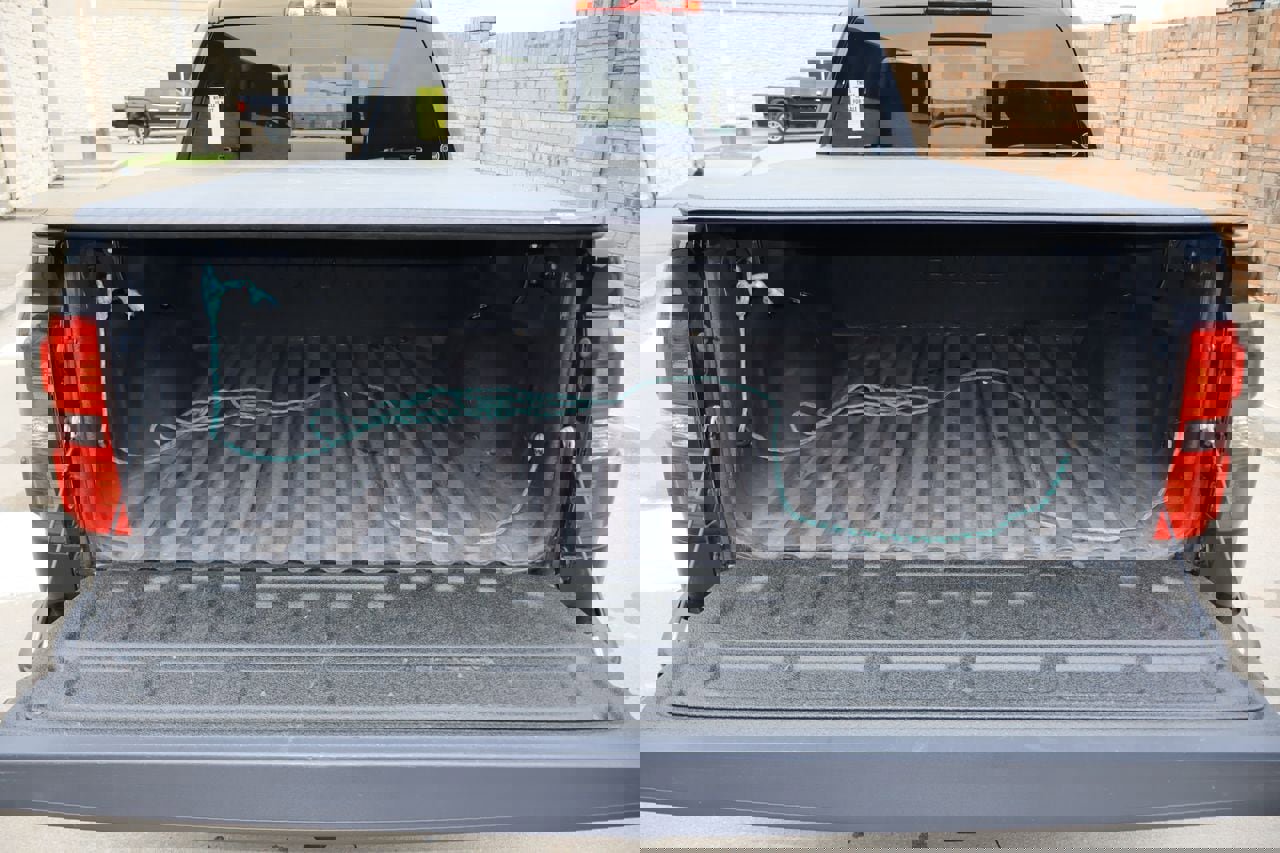 Used 2015 GMC Sierra 1500 SLT AWD/4WD image 28