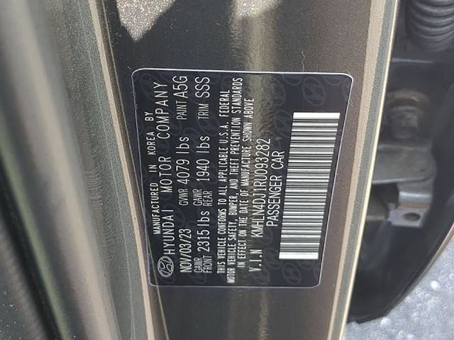 Used 2024 Hyundai Elantra Limited FWD image 46