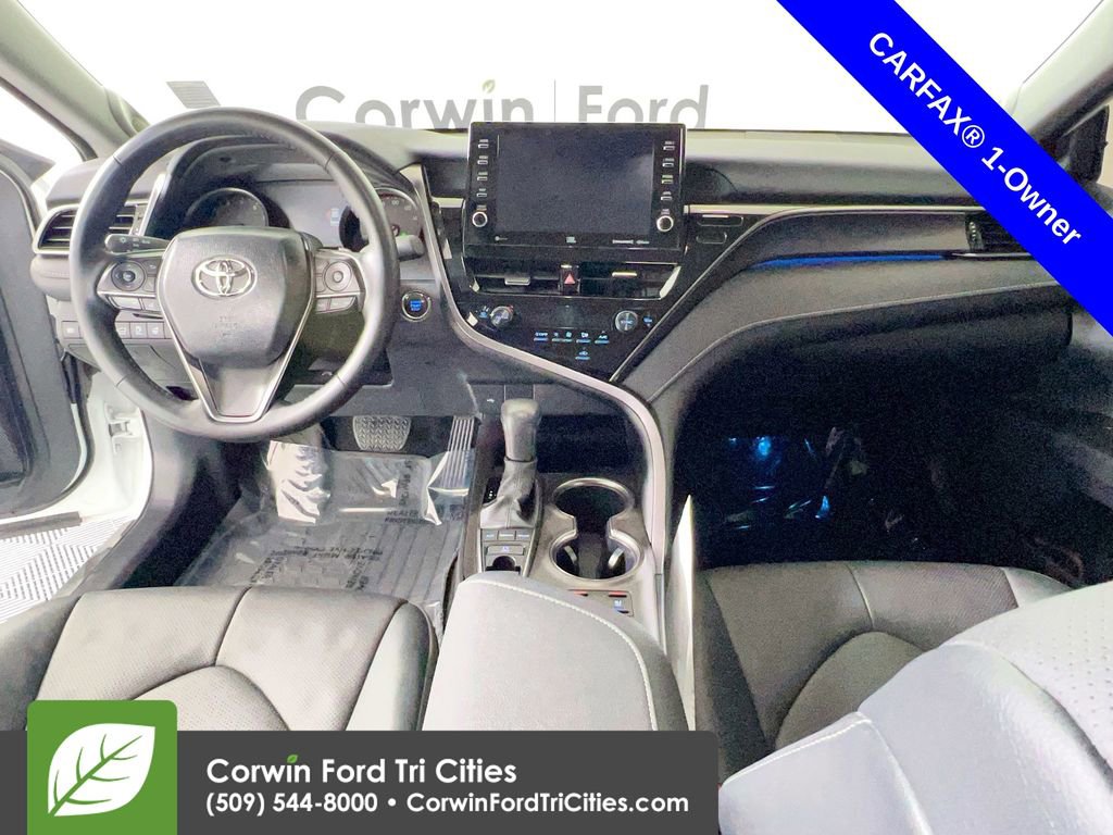 Used 2024 Toyota Camry XSE w/ Navigation Package image 7