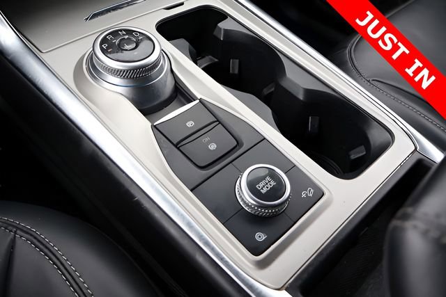 Used 2023 Ford Explorer XLT w/ Equipment Group 202A image 14