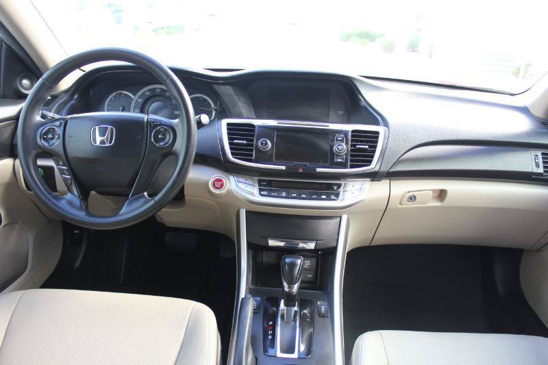 Used 2015 Honda Accord EX-L image 15