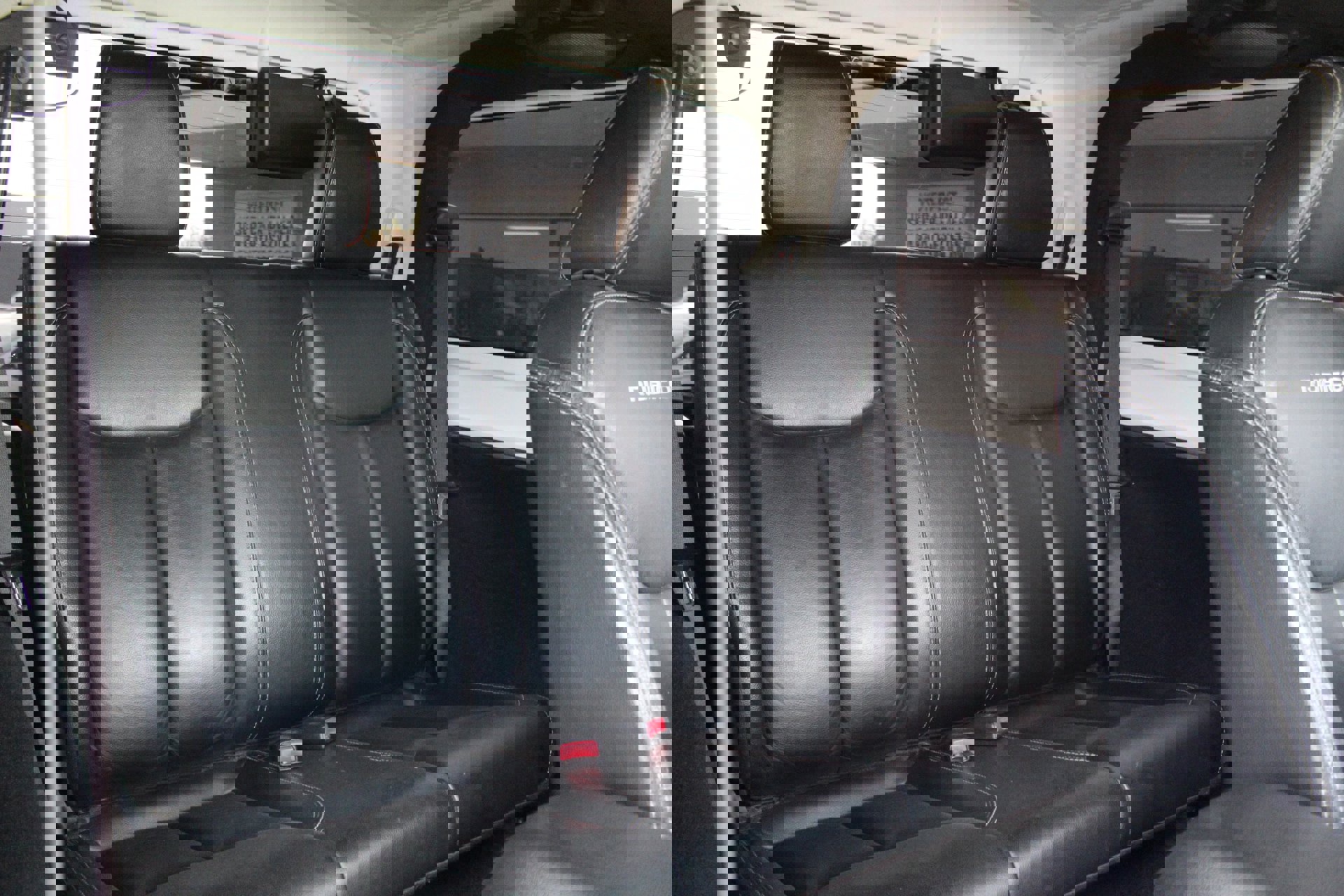 Used 2014 Jeep Wrangler Rubicon w/ Power Convenience Group image 18