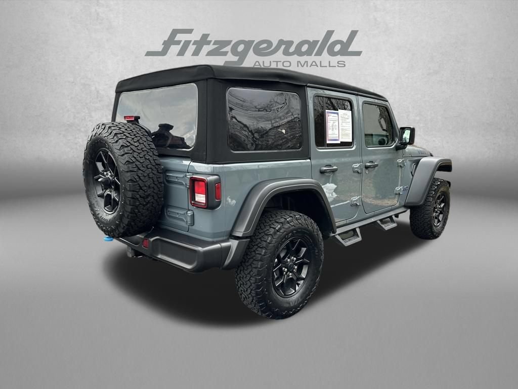 Used 2024 Jeep Wrangler Unlimited AWD/4WD image 7