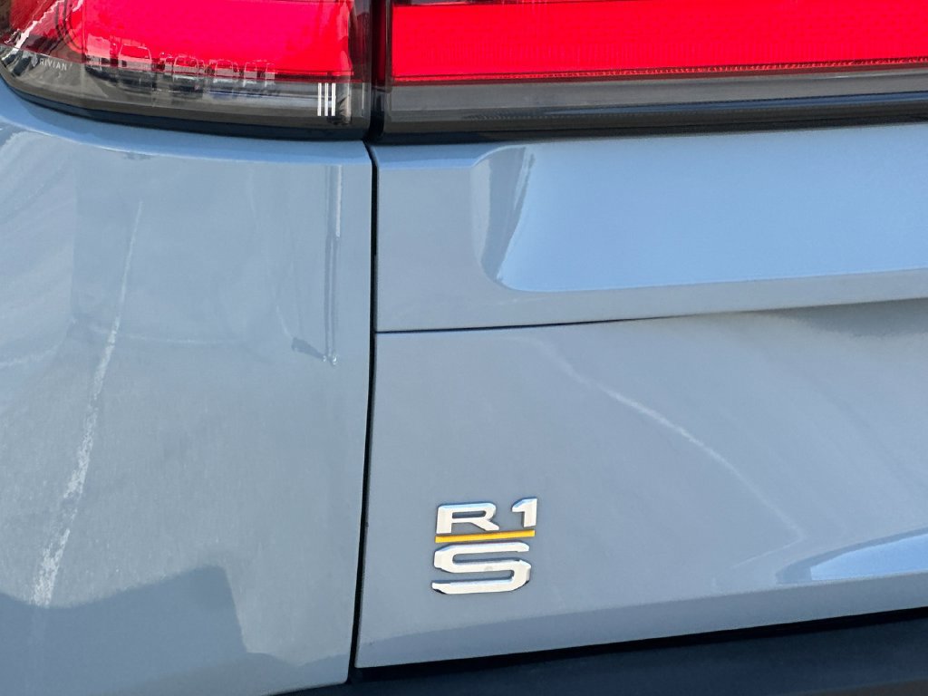 Used 2023 Rivian R1S Adventure Quad AWD/4WD image 25