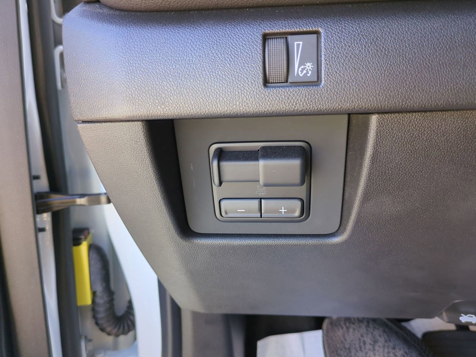 Certified 2024 Chevrolet Colorado LT image 18