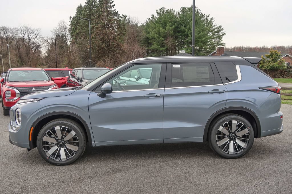 New 2026 Mitsubishi Outlander SEL AWD/4WD image 2