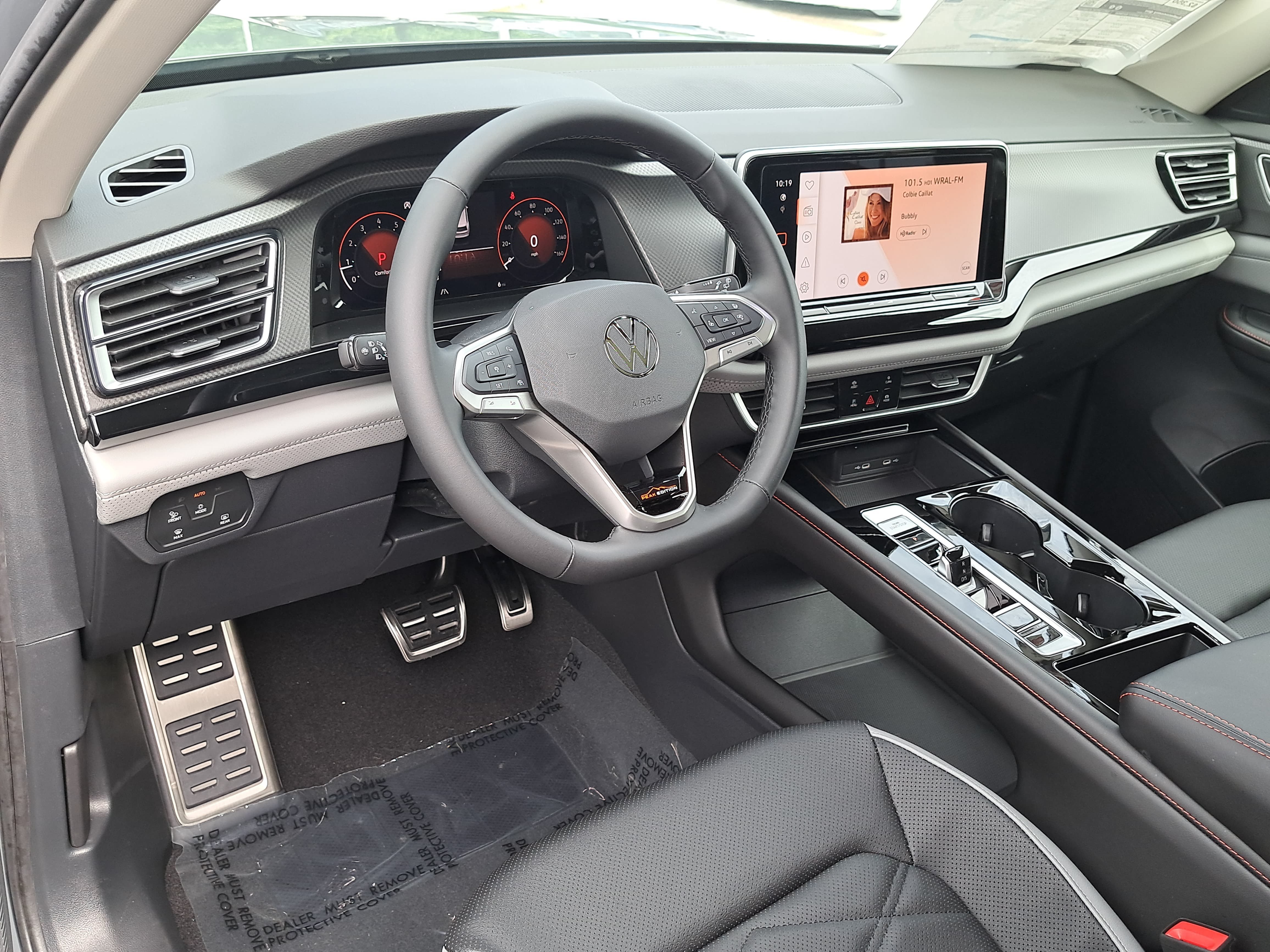 New 2026 Volkswagen Atlas Peak Edition AWD/4WD image 17
