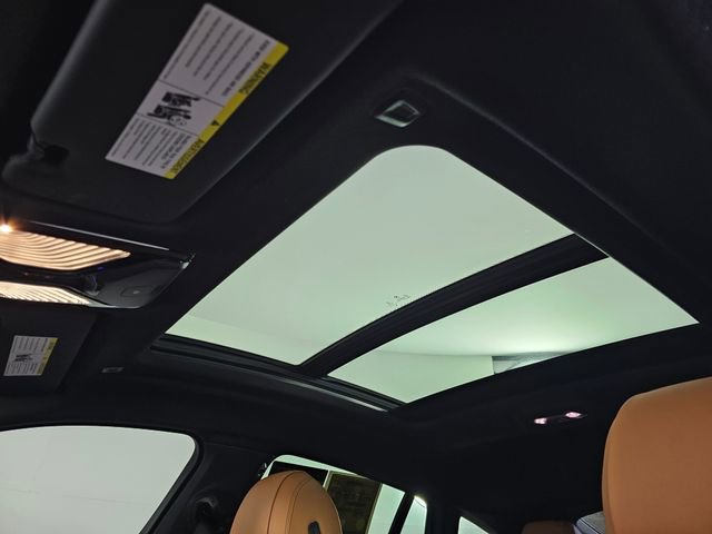 Used 2022 BMW X6 xDrive40i w/ M Sport Package image 24