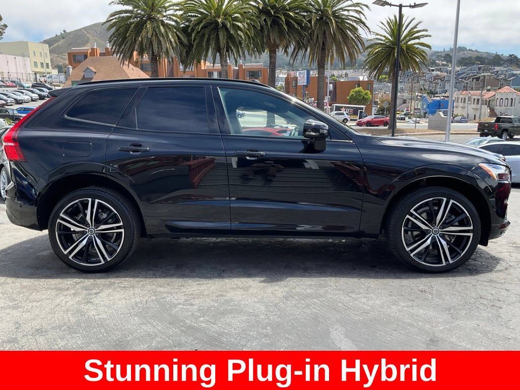 Used 2021 Volvo XC60 T8 R-Design w/ Advanced Package AWD/4WD image 3