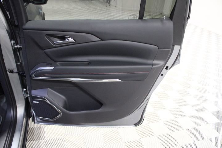 New 2026 Chevrolet Traverse Z71 w/ Enhanced Driving Package image 28