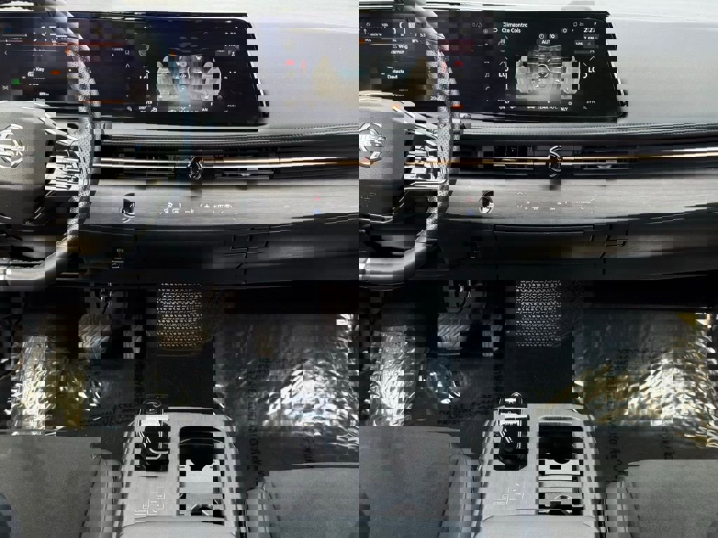 Used 2023 Nissan Ariya FWD image 29