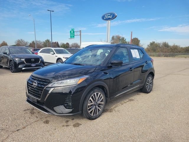 Used 2024 Nissan Kicks SR image 16