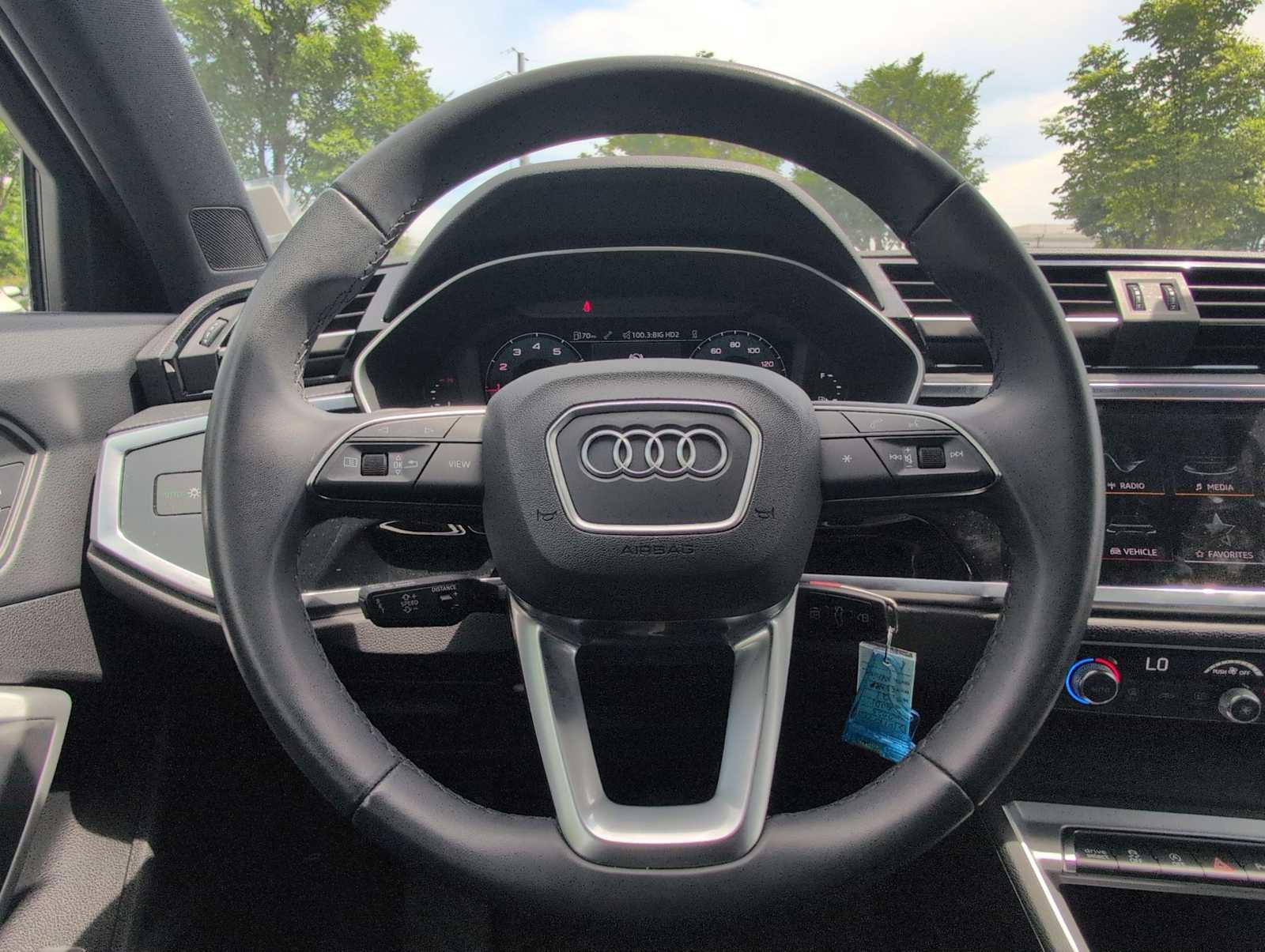 Used 2025 Audi Q3 2.0T Premium AWD/4WD image 22
