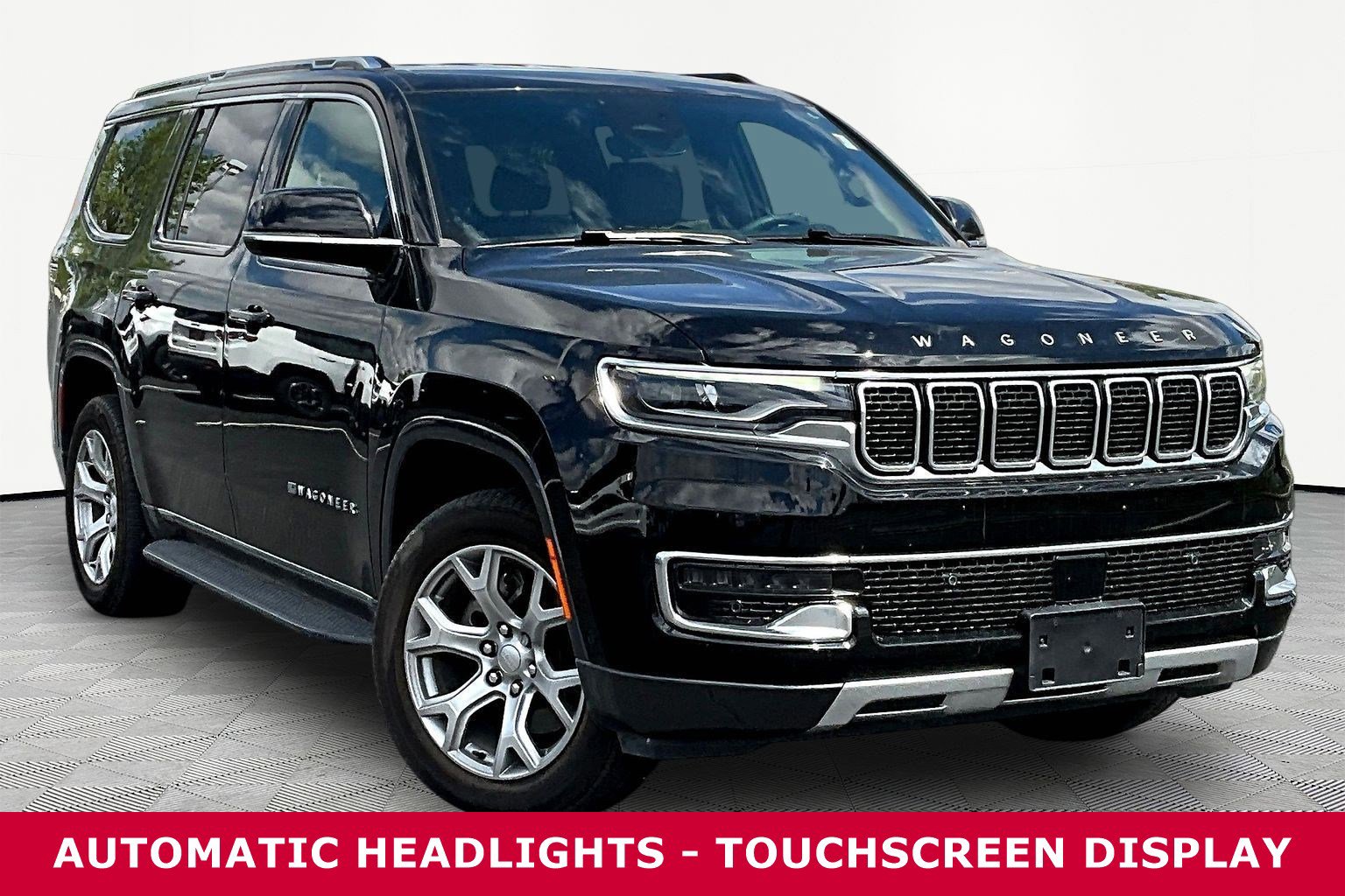 Used 2022 Jeep Wagoneer Series II AWD/4WD image 3