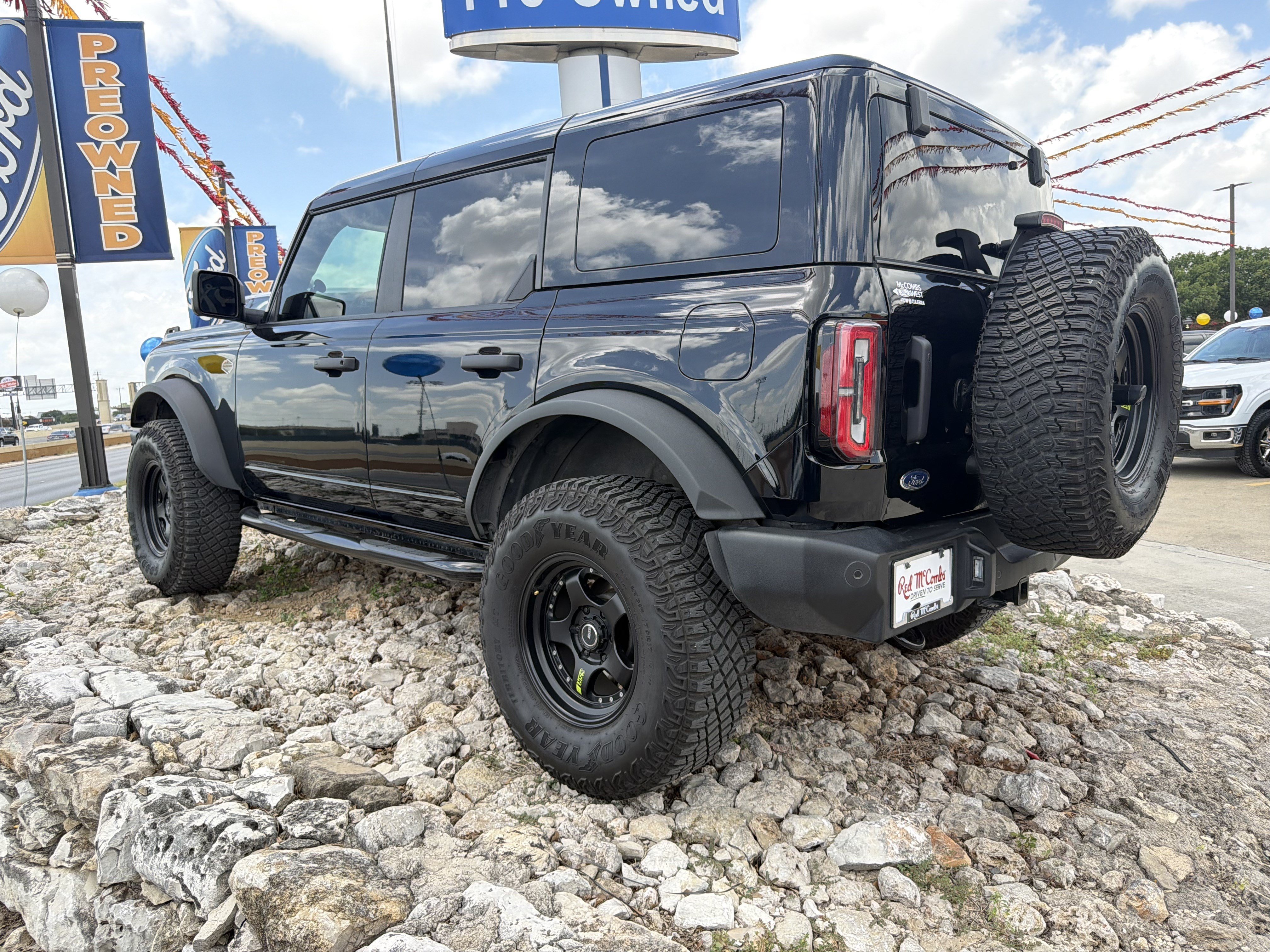 Used 2024 Ford Bronco Wildtrak AWD/4WD image 7