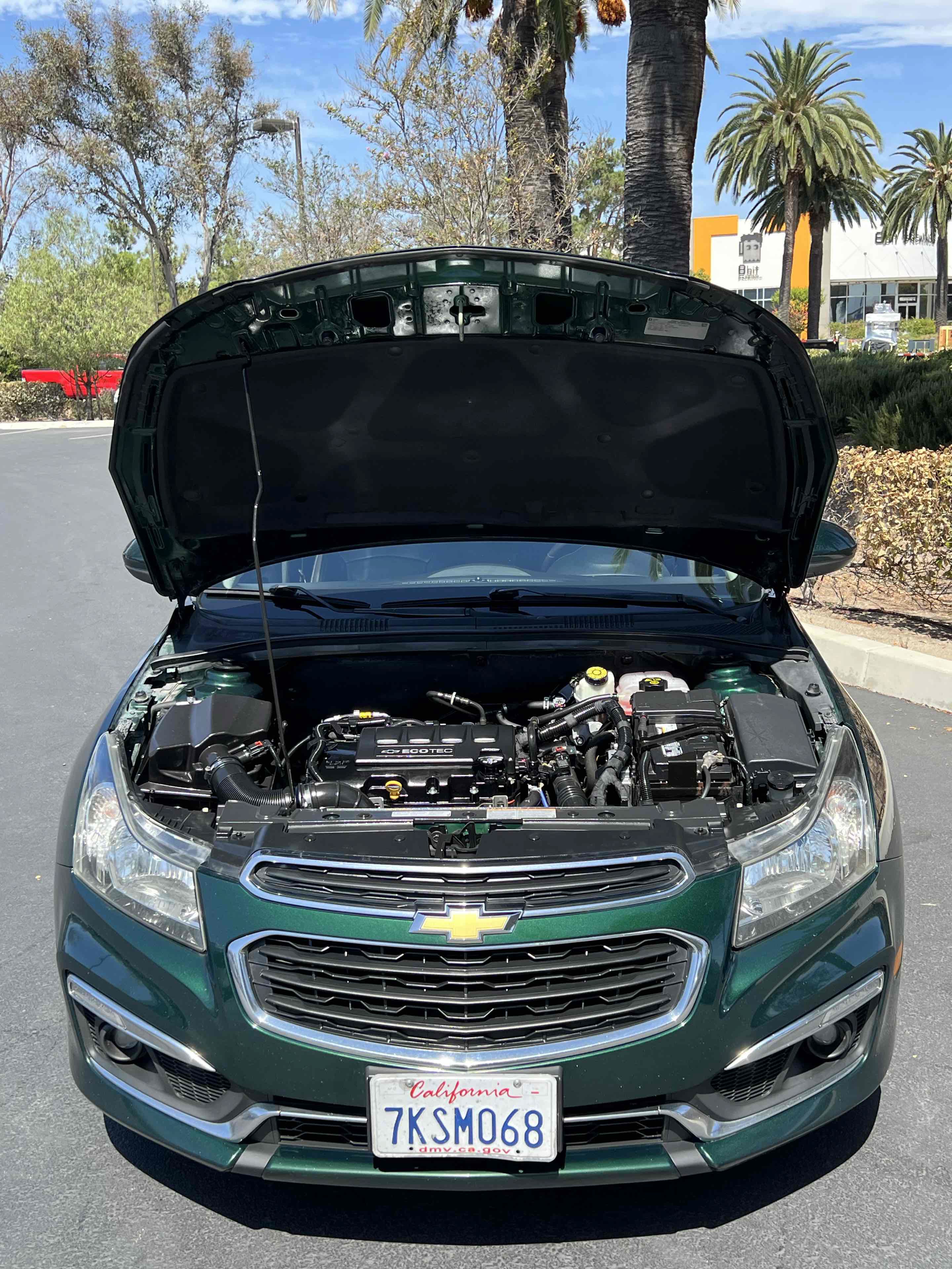 Used 2015 Chevrolet Cruze LTZ w/ Sun, Sound and Sport Package FWD image 23