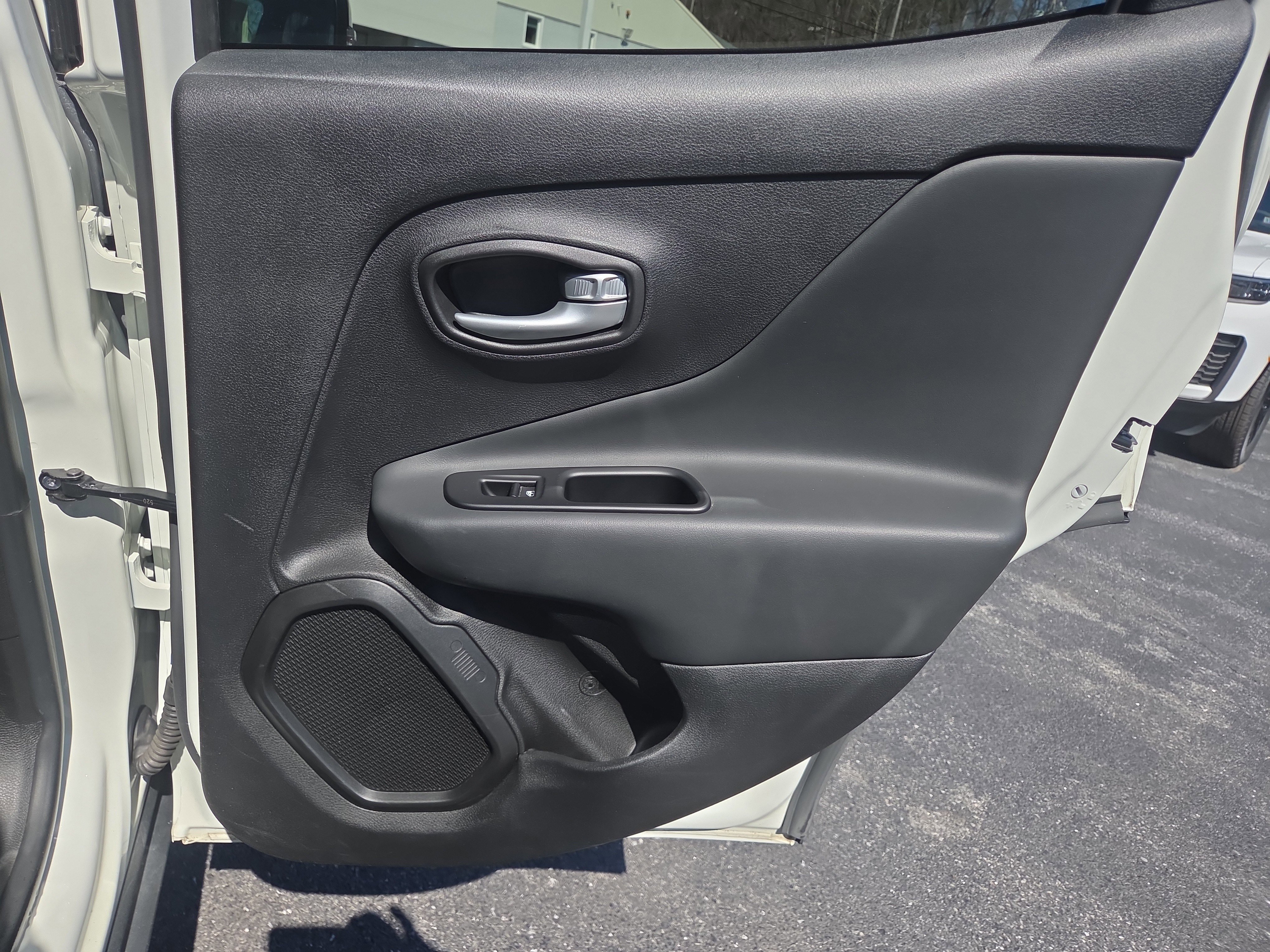 Certified 2023 Jeep Renegade Trailhawk AWD/4WD image 19