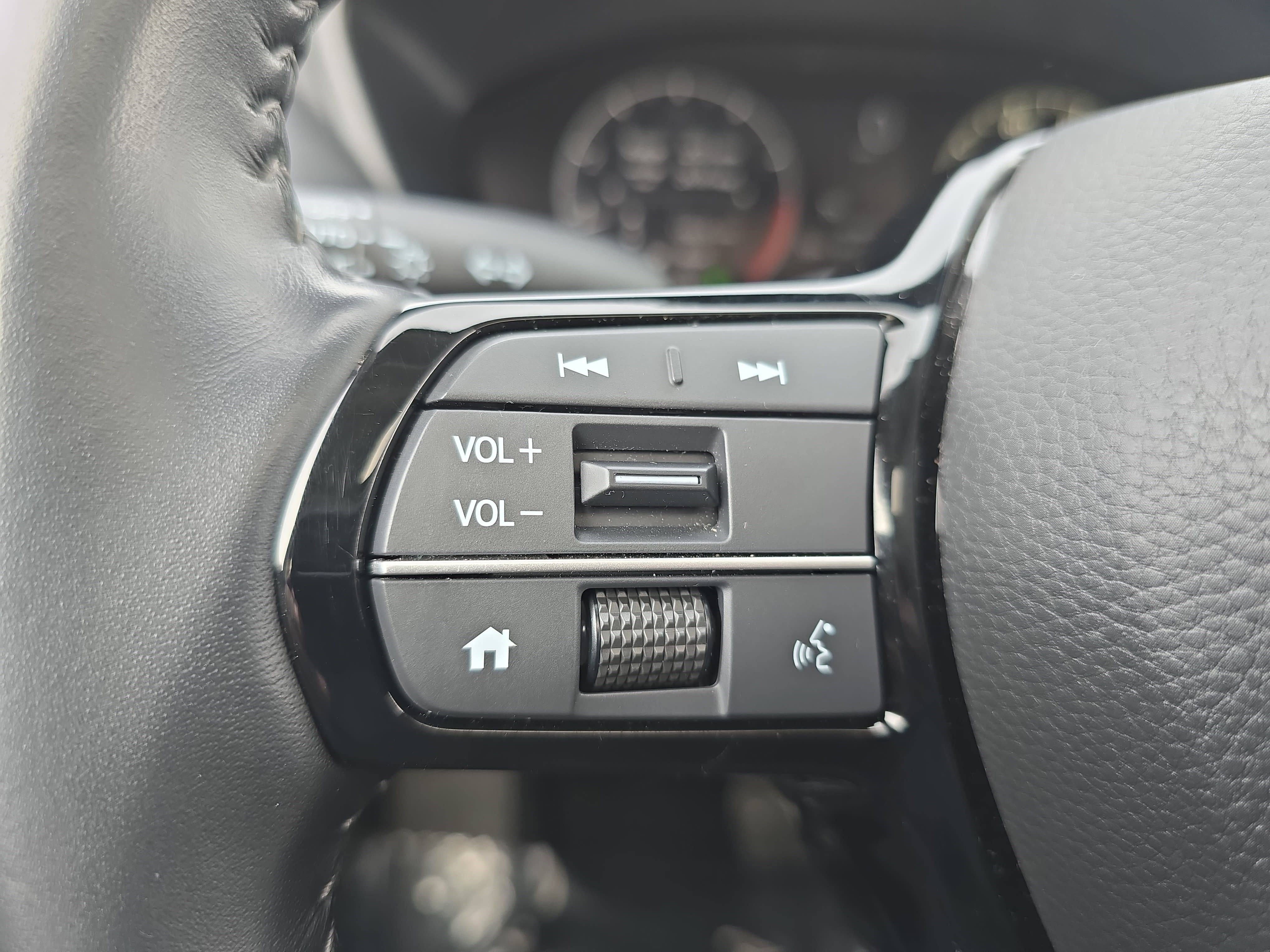 Certified 2026 Honda HR-V EX-L image 16