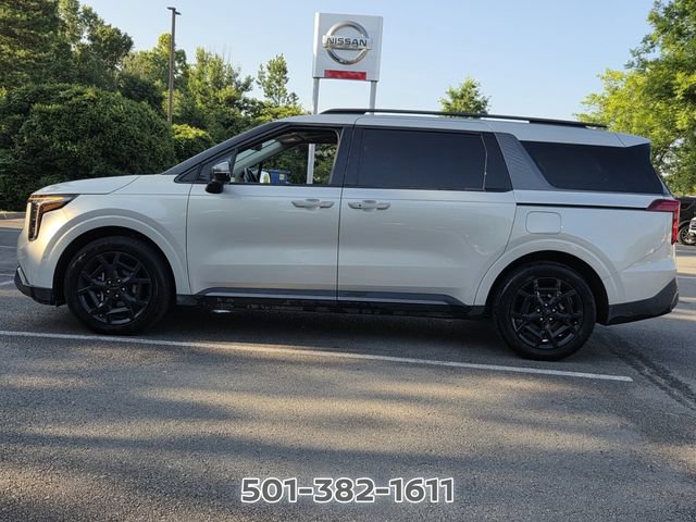 Used 2025 Kia Carnival SX w/ SX Dark Edition Package FWD video 2