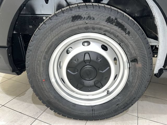 Used 2024 Ford Transit 150 Low Roof RWD image 26