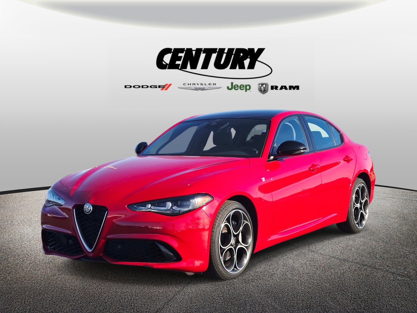 Used 2024 Alfa Romeo Giulia Ti image 8